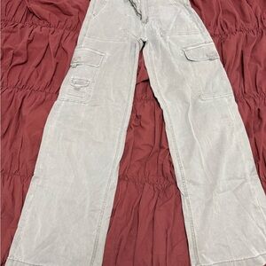 American Eagle Outfitters Light Gray Cargo Stretch